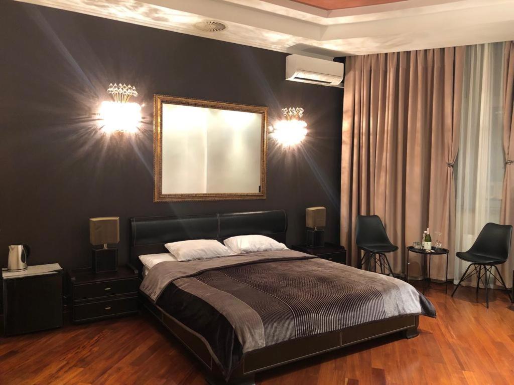 Apartments On Liuteranska Str. Kiev Luaran gambar